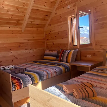 شقة Cozy Bungallows بودغوريتْسا