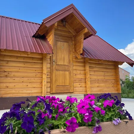 Cozy Bungallows Lägenhet Podgorica